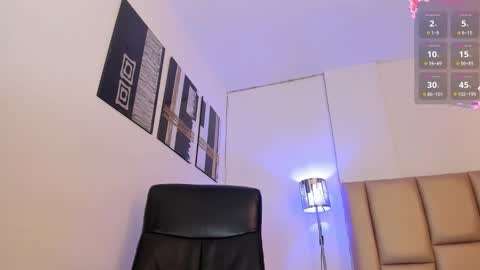 Snapshot of hasleyda_ chatting on October 19, 12:21 pm Hasleyda online show from October 19, 12:21 pm