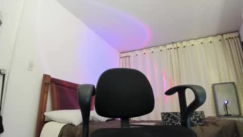 Nicole online show from October 22, 4:37 am