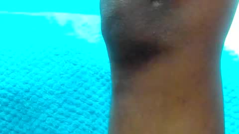 andres online show from February 6, 11:31 am