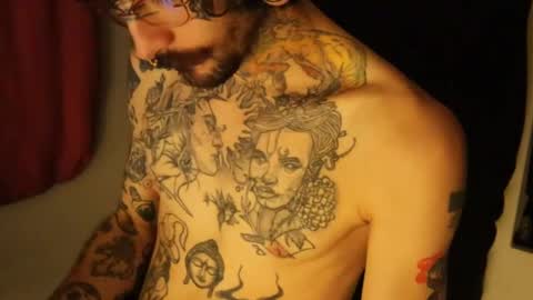 Snapshot of hatsumotokyoto chatting on February 9, 3:22 am More content 2 online show from February 9, 3:22 am