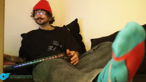 Snapshot of hatsumotokyoto chatting on January 30, 12:50 am More content 2 online show from January 30, 12:50 am