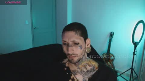 Snapshot of hatsumotokyoto chatting on October 9, 4:18 am More content 2 online show from October 9, 4:18 am