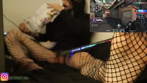 Snapshot of hatsumotokyoto chatting on February 1, 3:30 am More content 2 online show from February 1, 3:30 am