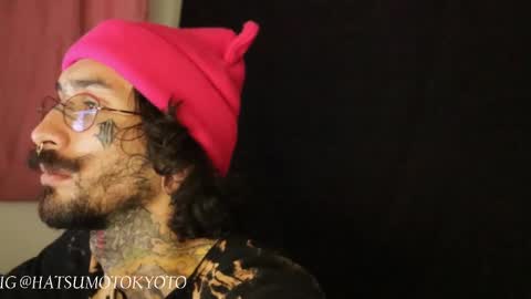 Snapshot of hatsumotokyoto chatting on February 16, 12:08 am More content 2 online show from February 16, 12:08 am