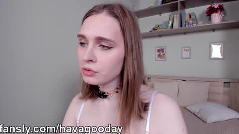 Mia online show from February 27, 7:56 am