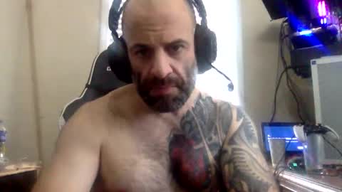 Snapshot of havingfun103 chatting on January 26, 3:47 pm havingfun103 online show from January 26, 3:47 pm