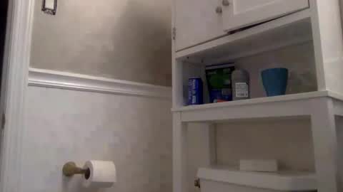 Snapshot of havingfun103 chatting on December 15, 12:49 pm havingfun103 online show from December 15, 12:49 pm