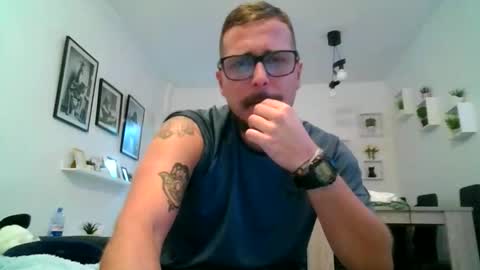 haze_john online show from March 9, 7:18 pm