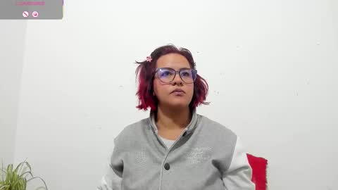 hazel online show from March 18, 9:15 am