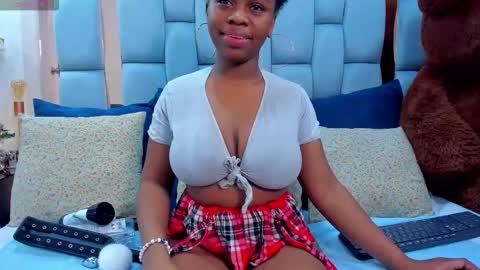 hazel_lanee online show from November 29, 8:49 pm