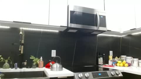 Hazel online show from February 10, 4:32 pm