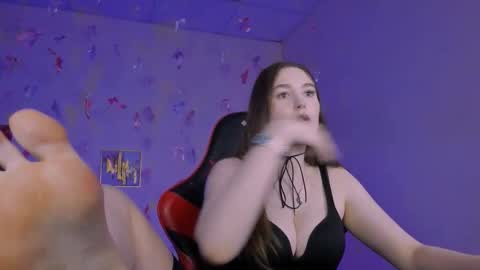 Hazel online show from February 17, 8:13 am