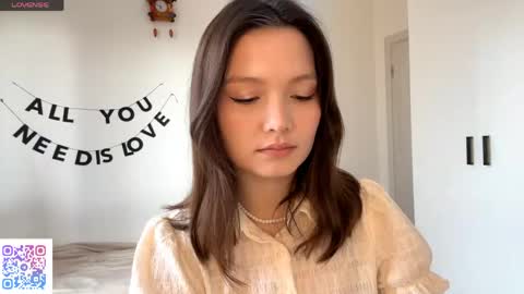 Kira online show from May 9, 11:38 am