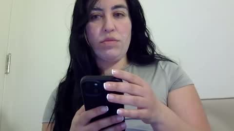 heatwavee online show from December 11, 11:30 am