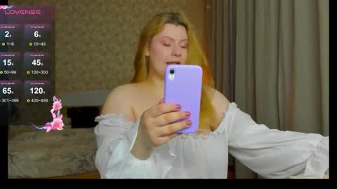 heelga online show from March 7, 10:43 pm