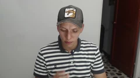 hefesto_69 online show from November 6, 4:48 am