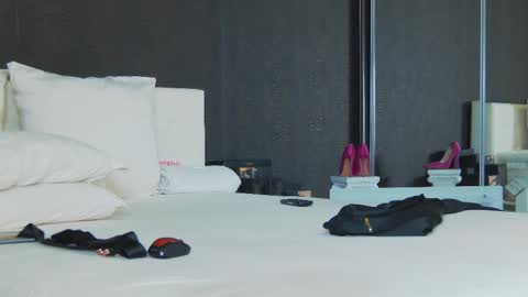 Helen online show from February 26, 5:46 am