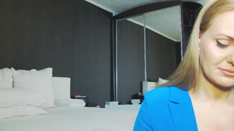 Helen online show from February 25, 9:42 am