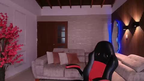 Heidy online show from March 14, 4:38 am