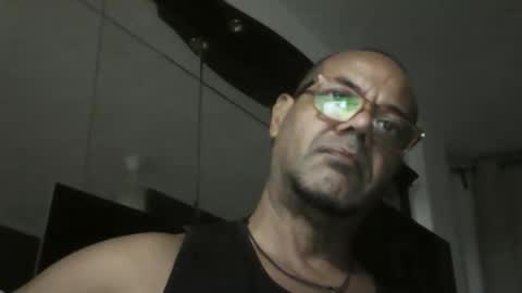 Snapshot of heistt chatting on September 28, 7:34 pm Heist Stein online show from September 28, 7:34 pm