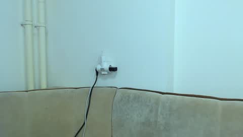 helen_adams_ online show from December 18, 1:02 pm