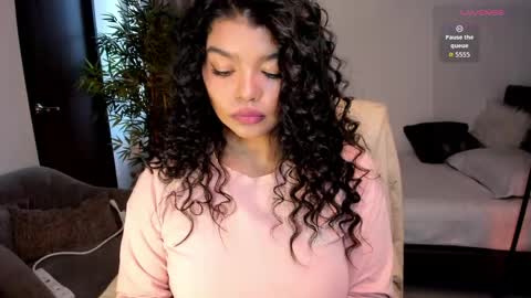 helen_miller online show from June 7, 9:42 pm