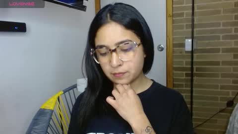  Only 18 cyrus online show from November 4, 12:01 am