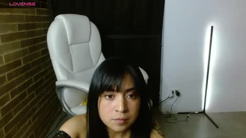  Only 18 cyrus online show from December 5, 11:34 pm