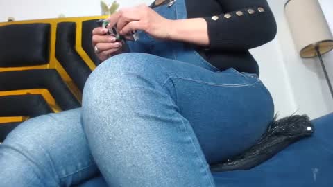 helenahotwet online show from October 14, 6:55 pm