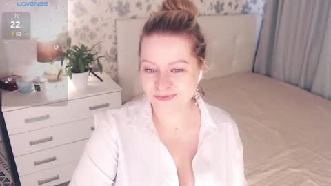 Helena Bonham online show from February 25, 6:14 am