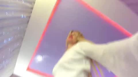 Helen online show from September 20, 6:55 pm