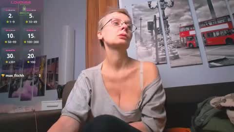 Helga online show from February 1, 2:03 pm