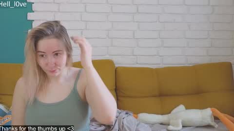 Snapshot of hell_l0ve chatting on March 8, 3:06 am Anastasiia online show from March 8, 3:06 am