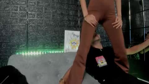 H E L L   AND  D A N T E online show from November 13, 12:02 am