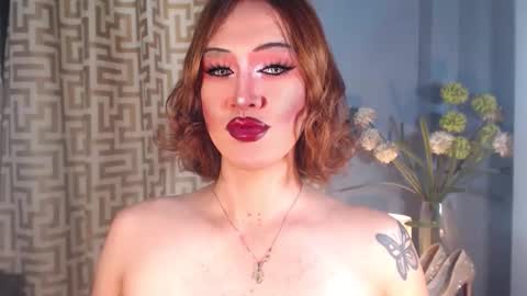 hellatarahathor online show from April 19, 1:23 pm