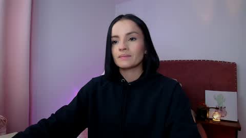 Jessica Sofia  online show from April 12, 8:57 pm