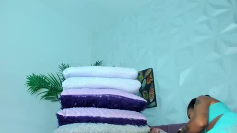 hellen     online show from November 12, 7:38 pm