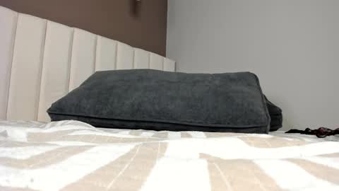 Susan online show from February 14, 2:31 pm