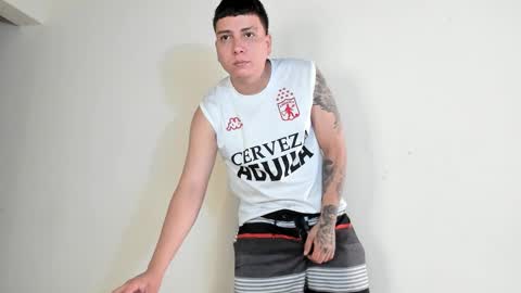 Star and Andy online show from November 20, 5:21 pm