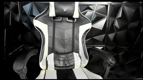 heluehorny13 online show from March 4, 3:44 am