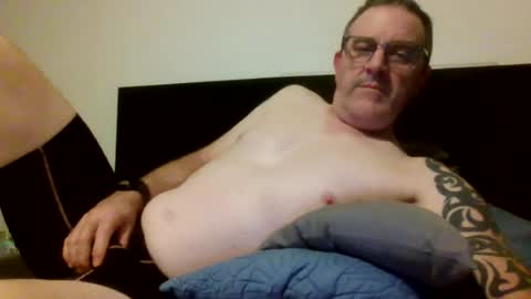 hempie1973 online show from July 22, 11:34 am