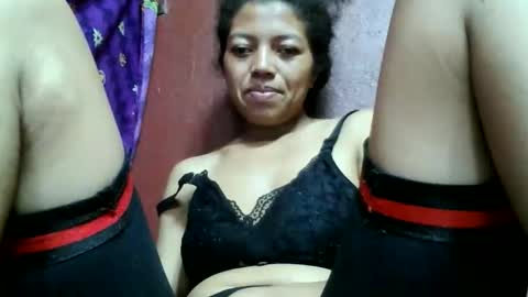 henitsaldy online show from June 2, 7:16 pm