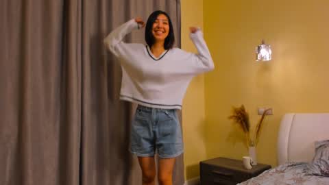 Lillian Lily online show from December 20, 10:16 am