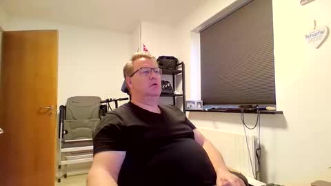 henrikrp1971 online show from October 22, 3:46 pm