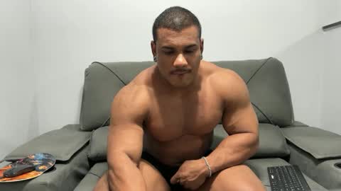 Henri online show from February 23, 9:59 pm