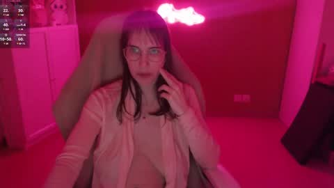 Snapshot of heraluna_ chatting on January 12, 1:53 am HeraLuna  online show from January 12, 1:53 am