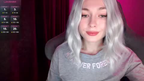  Nora  online show from October 17, 3:16 pm