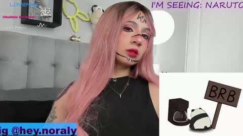 Snapshot of hey_noraly chatting on March 11, 10:40 am Noraly  online show from March 11, 10:40 am