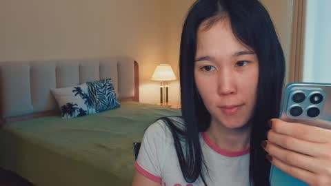 Naomi online show from April 11, 6:51 am