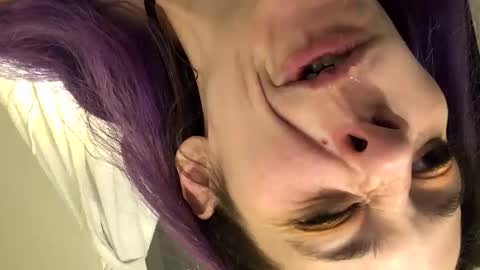 FlexieFae online show from December 6, 2:00 pm